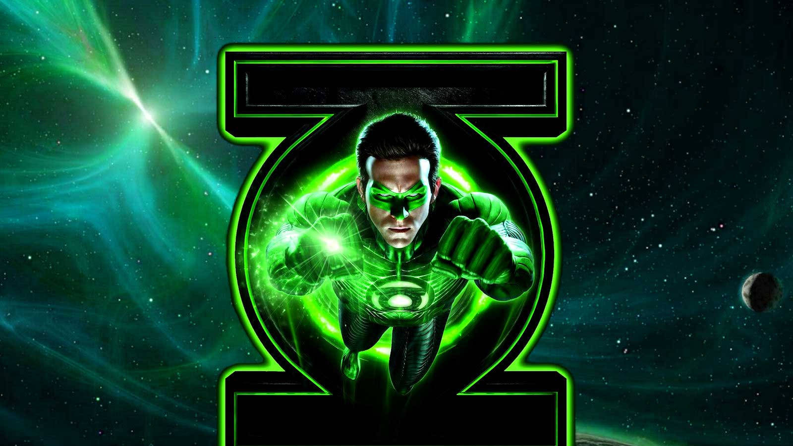 Green Lantern With Logo Wallpaper