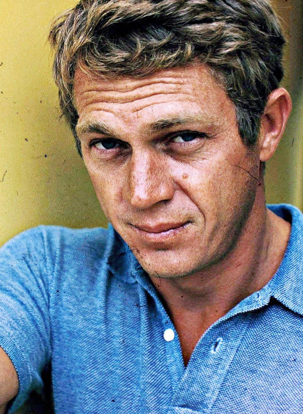 Handsome American Actor Steve Mcqueen Closeup Angle Shot Wallpaper