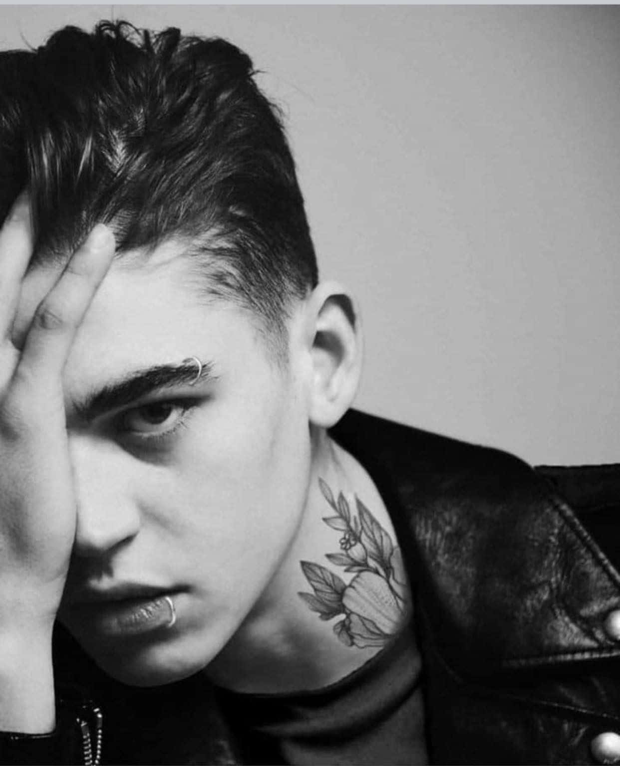 Hardin Scott - Intense Stare Wallpaper
