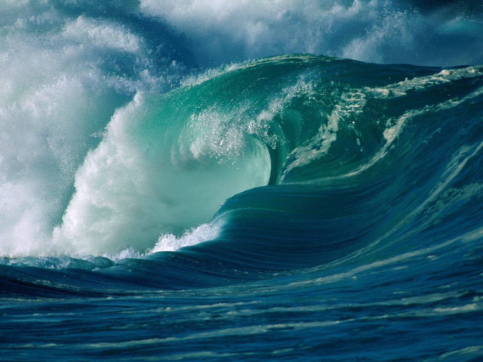 Hawaii Ocean Waves Wallpaper