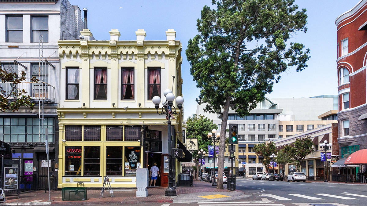 Historic Gaslamp Quarter In Beautiful San Diego Wallpaper