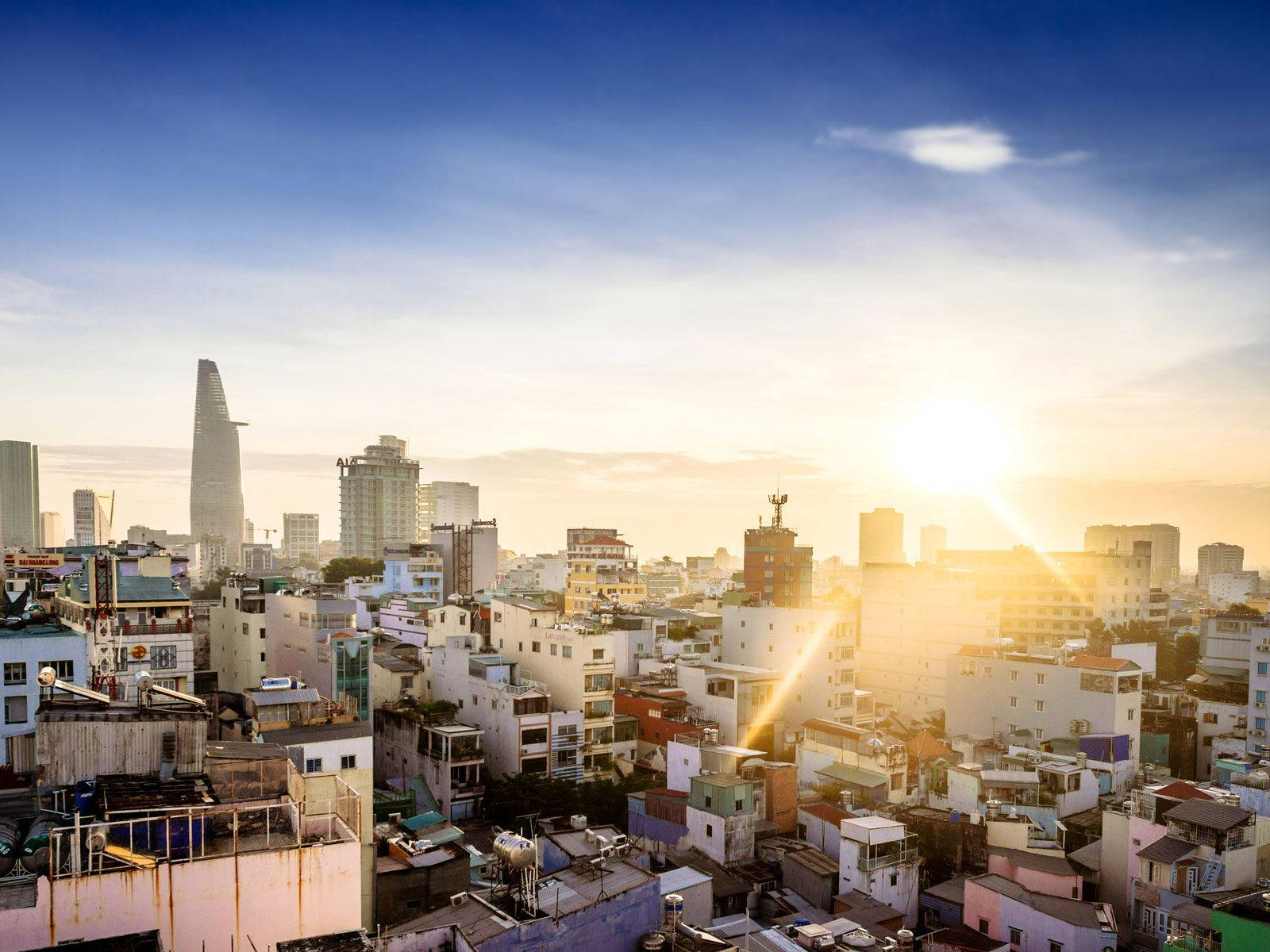 Ho Chi Minh City Morning Sun Wallpaper