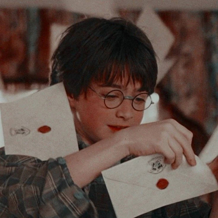 Hp Opening Hogwarts Envelope Aesthetic Wallpaper