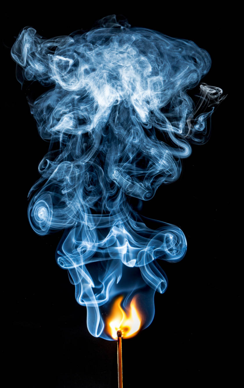 Iphone Match Fire Smoke Wallpaper