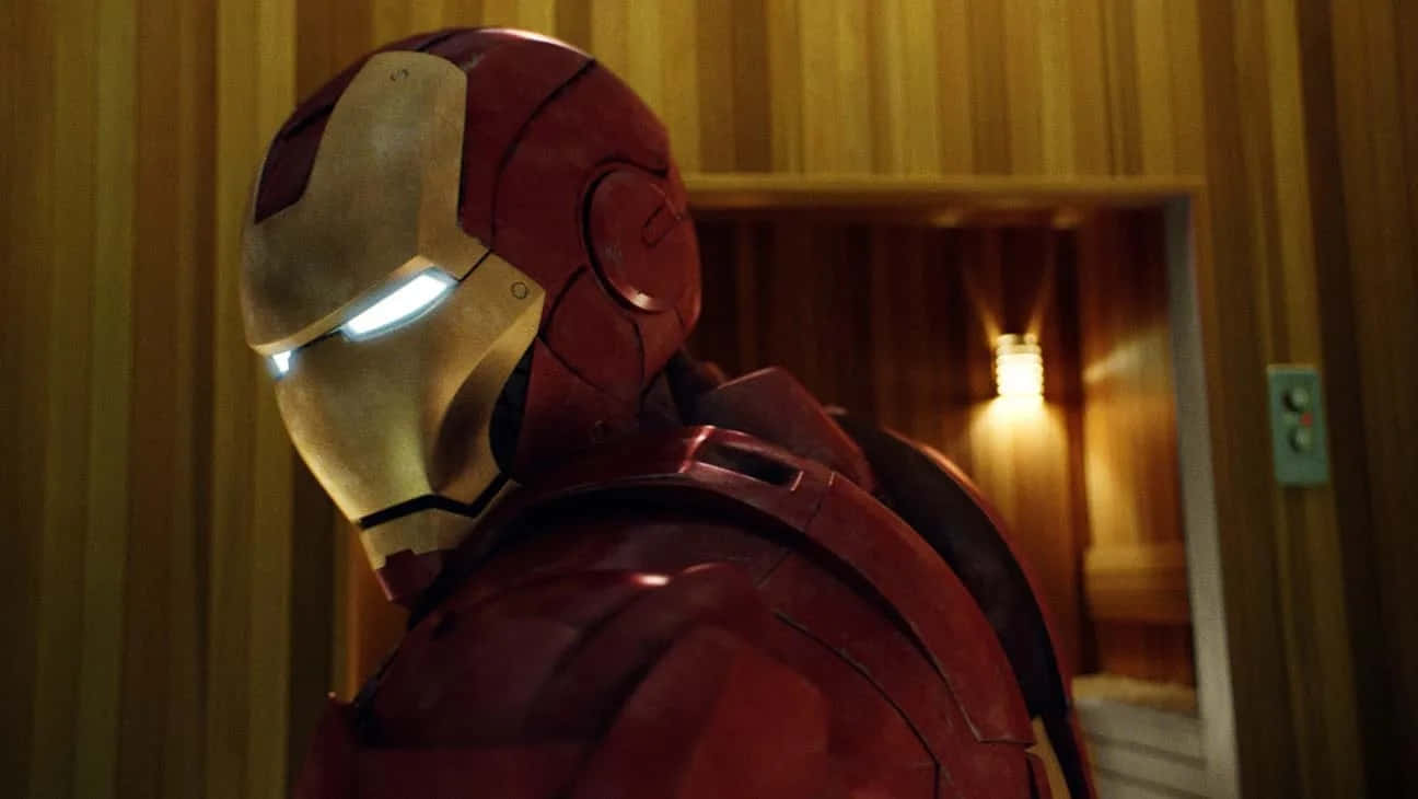 Iron Man2 Armored Glance Wallpaper