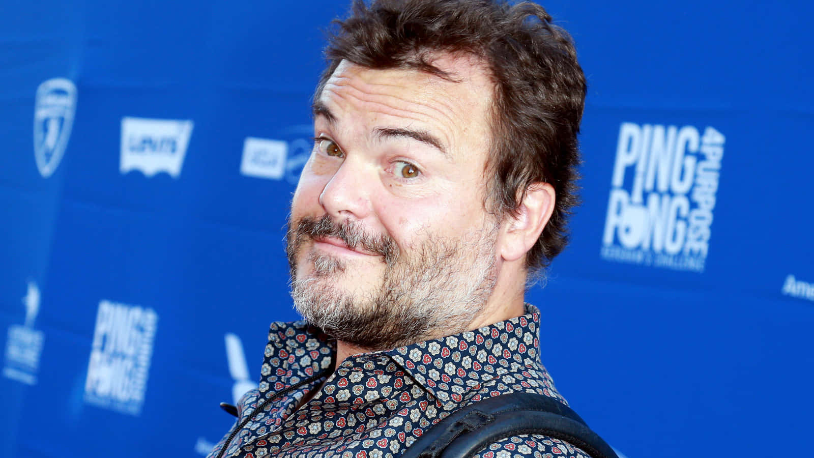 Jack Black Exuding Confidence In A Fun Pose Wallpaper