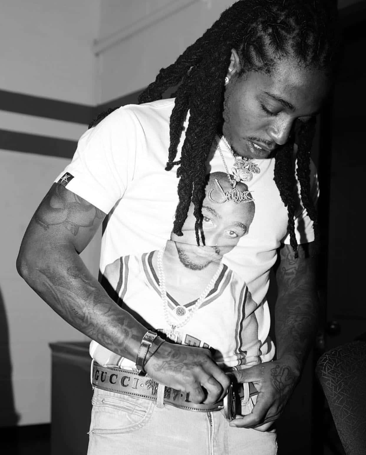 Jacquees Gucci Belt Wallpaper