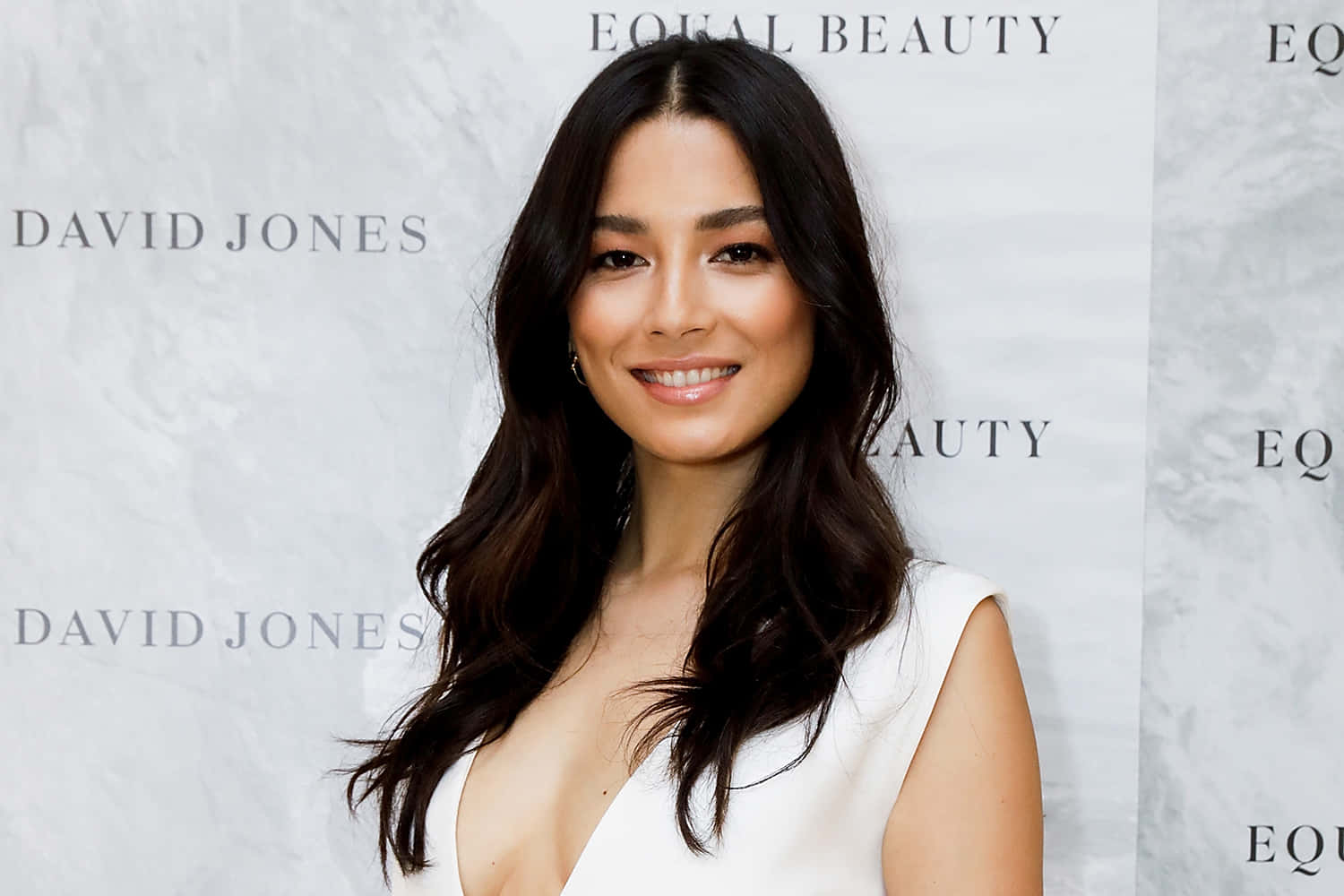 Jessica Gomes At Event Wallpaper