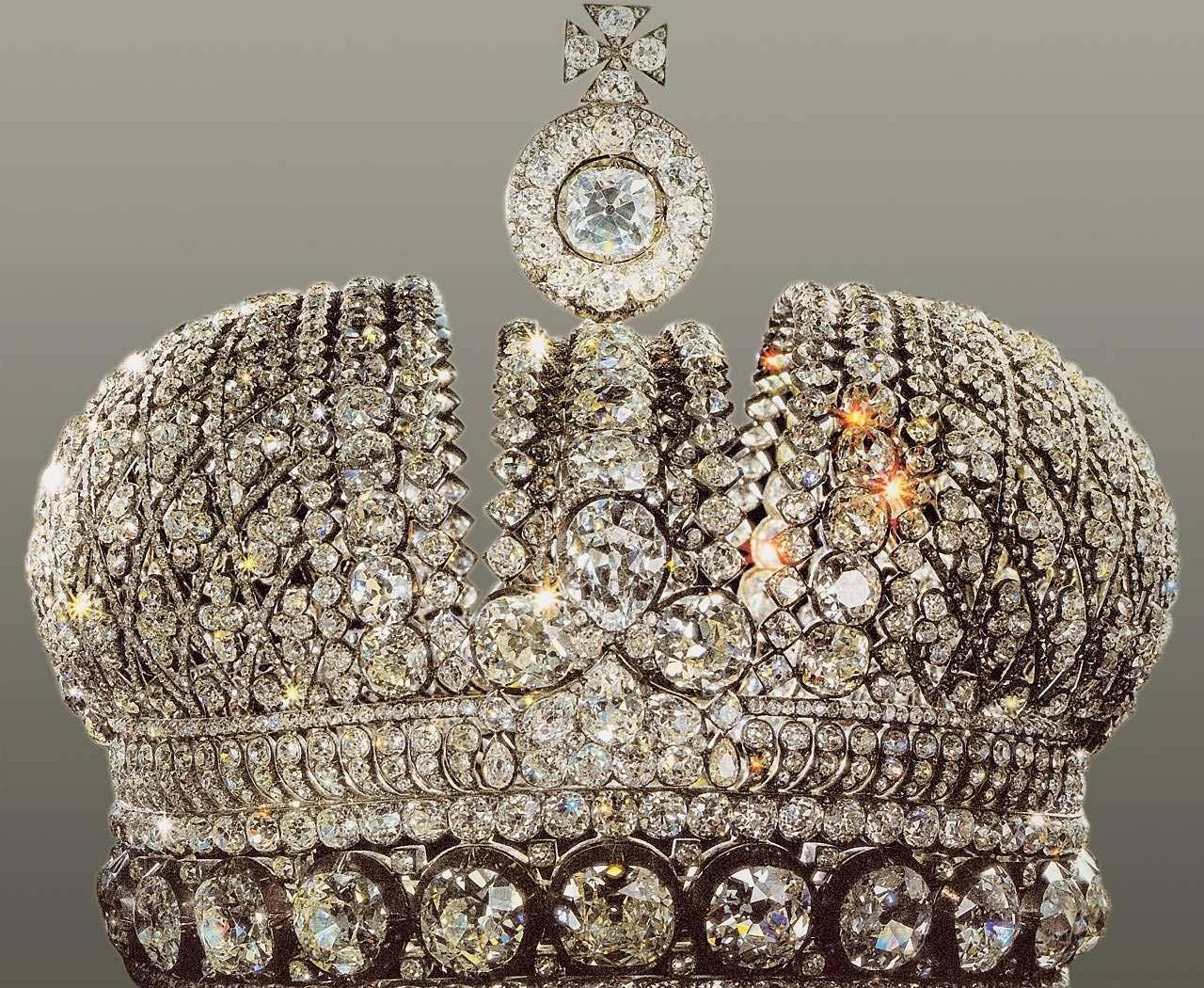 Jewelry Luxurious Crown Wallpaper