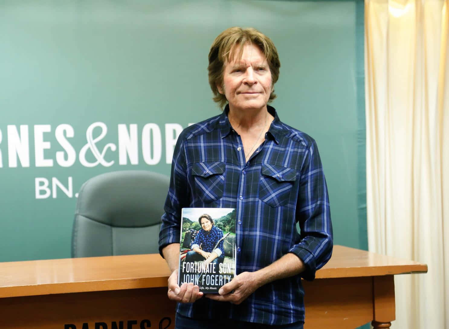 John Fogerty Book Signing Event Wallpaper