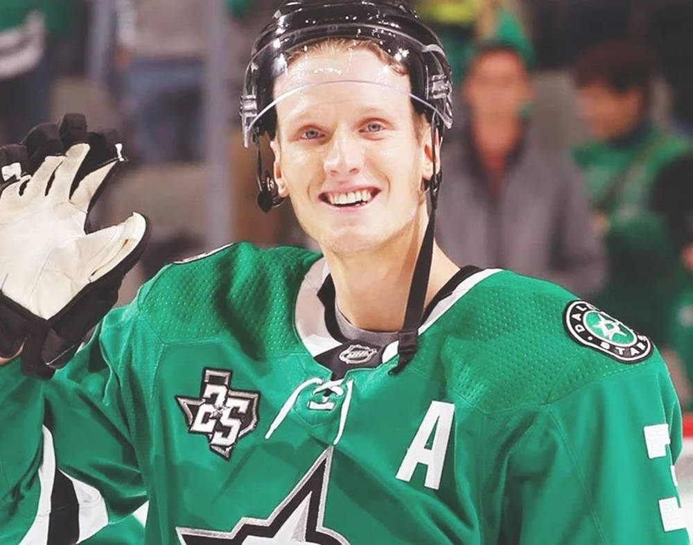 John Klingberg In Action For The Dallas Stars Wallpaper