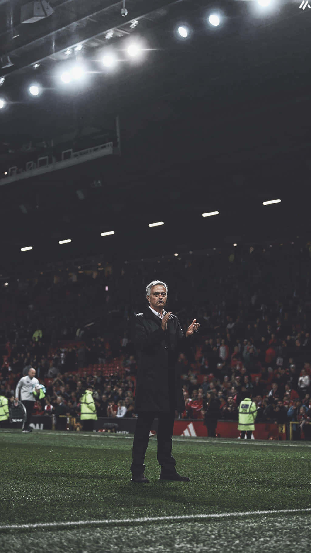 Jose Moutinho Clapping On Pitch Wallpaper