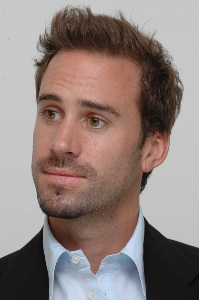 Joseph Fiennes Candid Picture Wallpaper