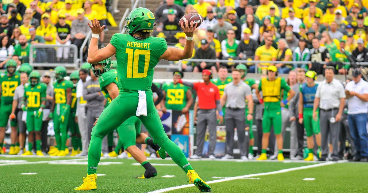 Justin Herbert Green Number Ten Wallpaper