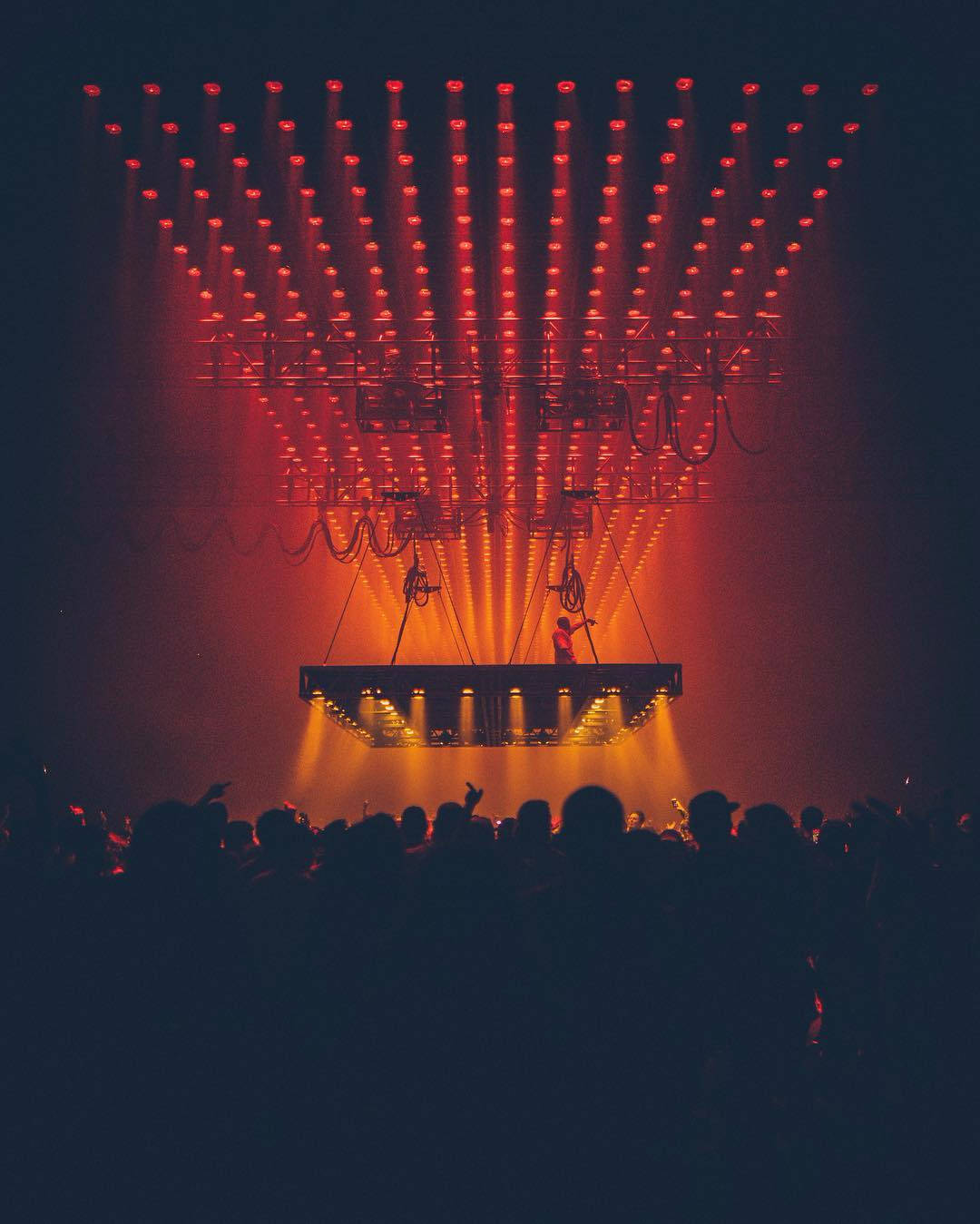 Kanye West Saint Pablo Light Show Wallpaper