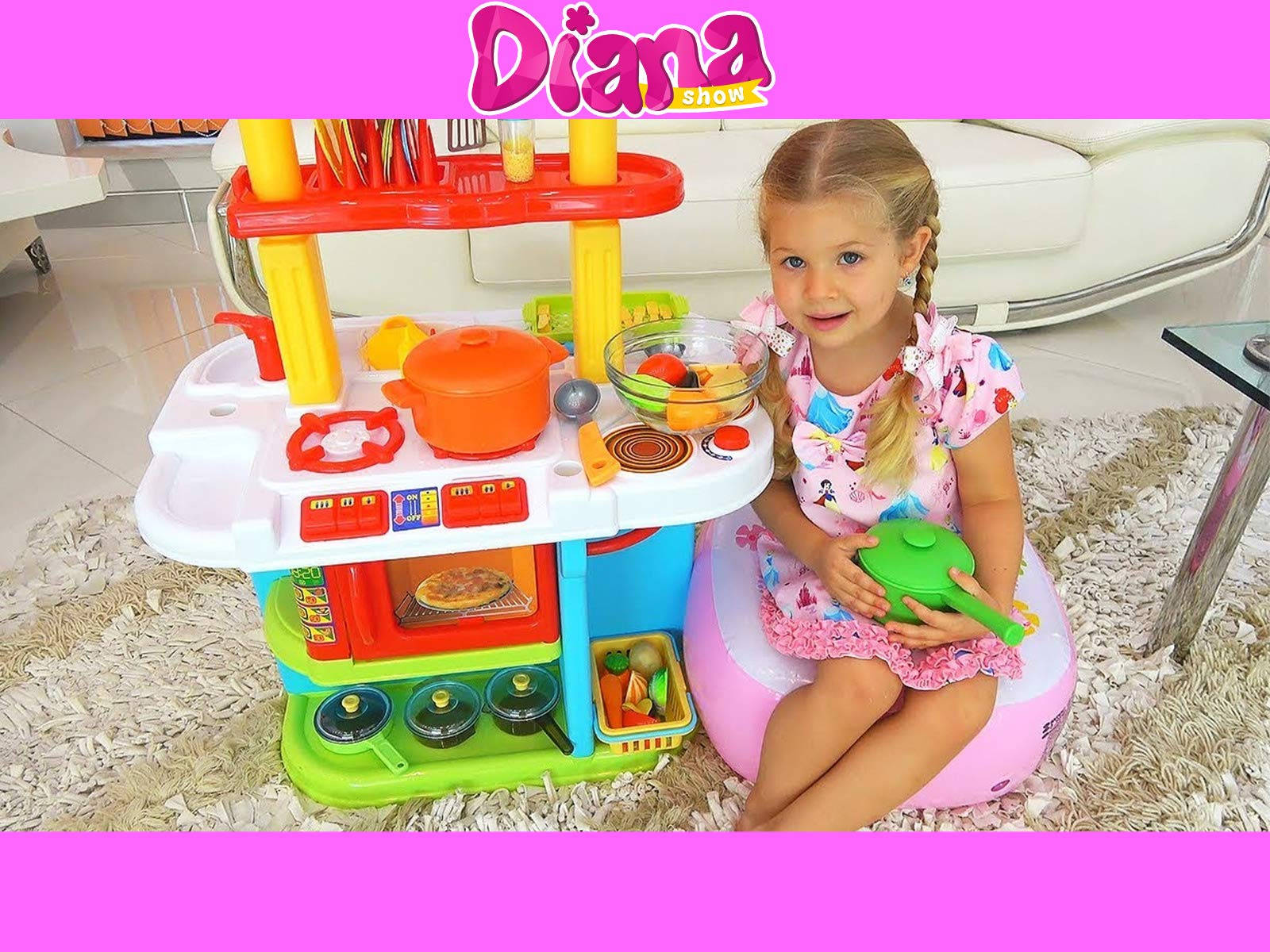 Kids Diana Show Toy Kitchen Wallpaper