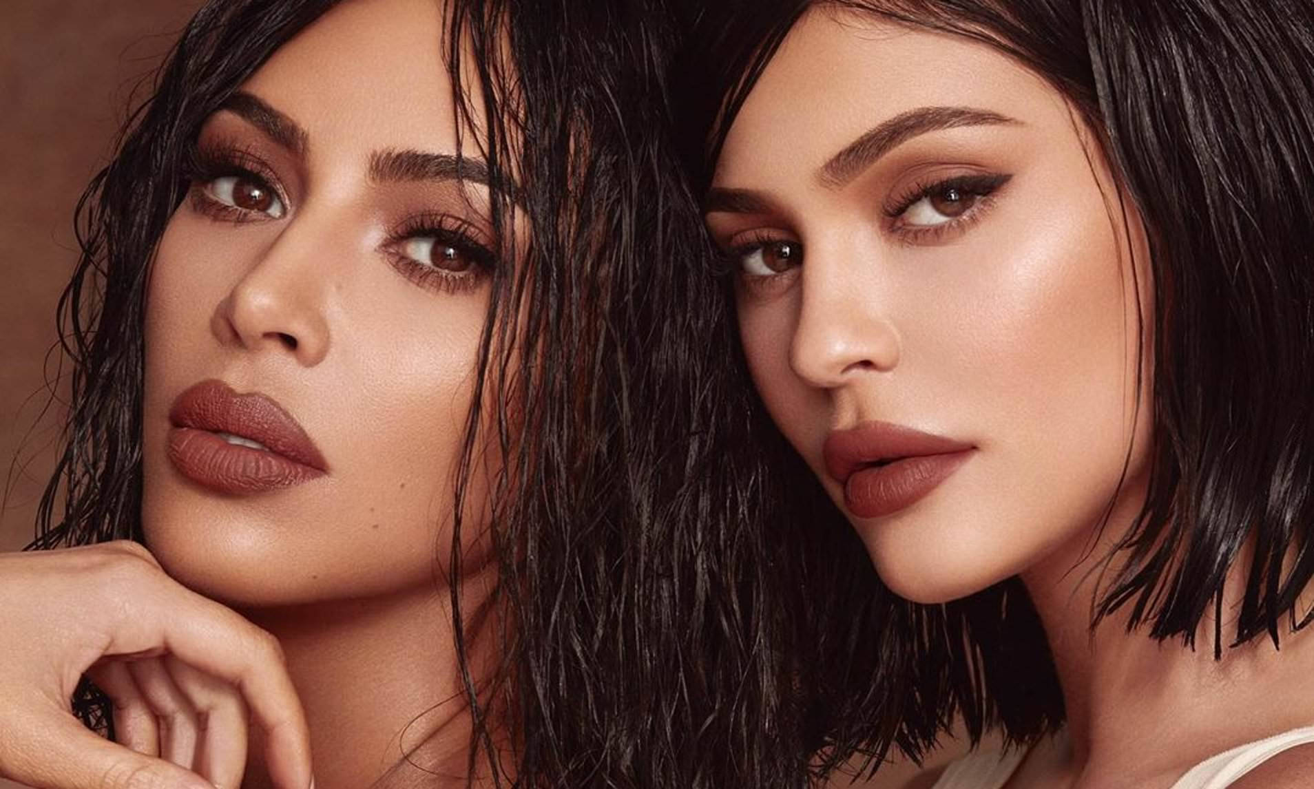 Kylie Jenner And Kim Kardashian Wallpaper