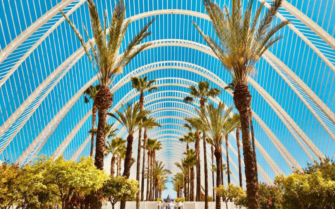 L'umbracle Sculpture Garden Valencia Wallpaper