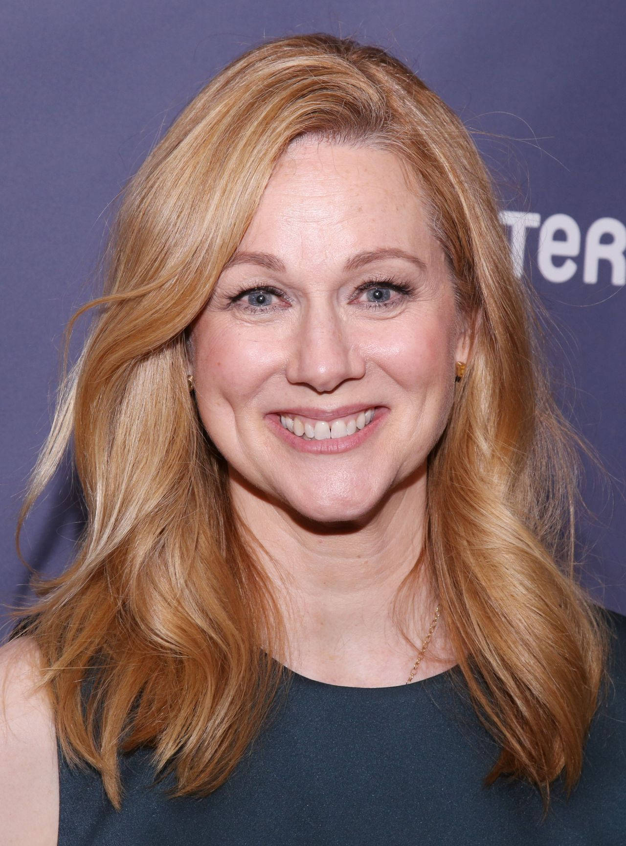 Laura Linney Influential Smile Wallpaper