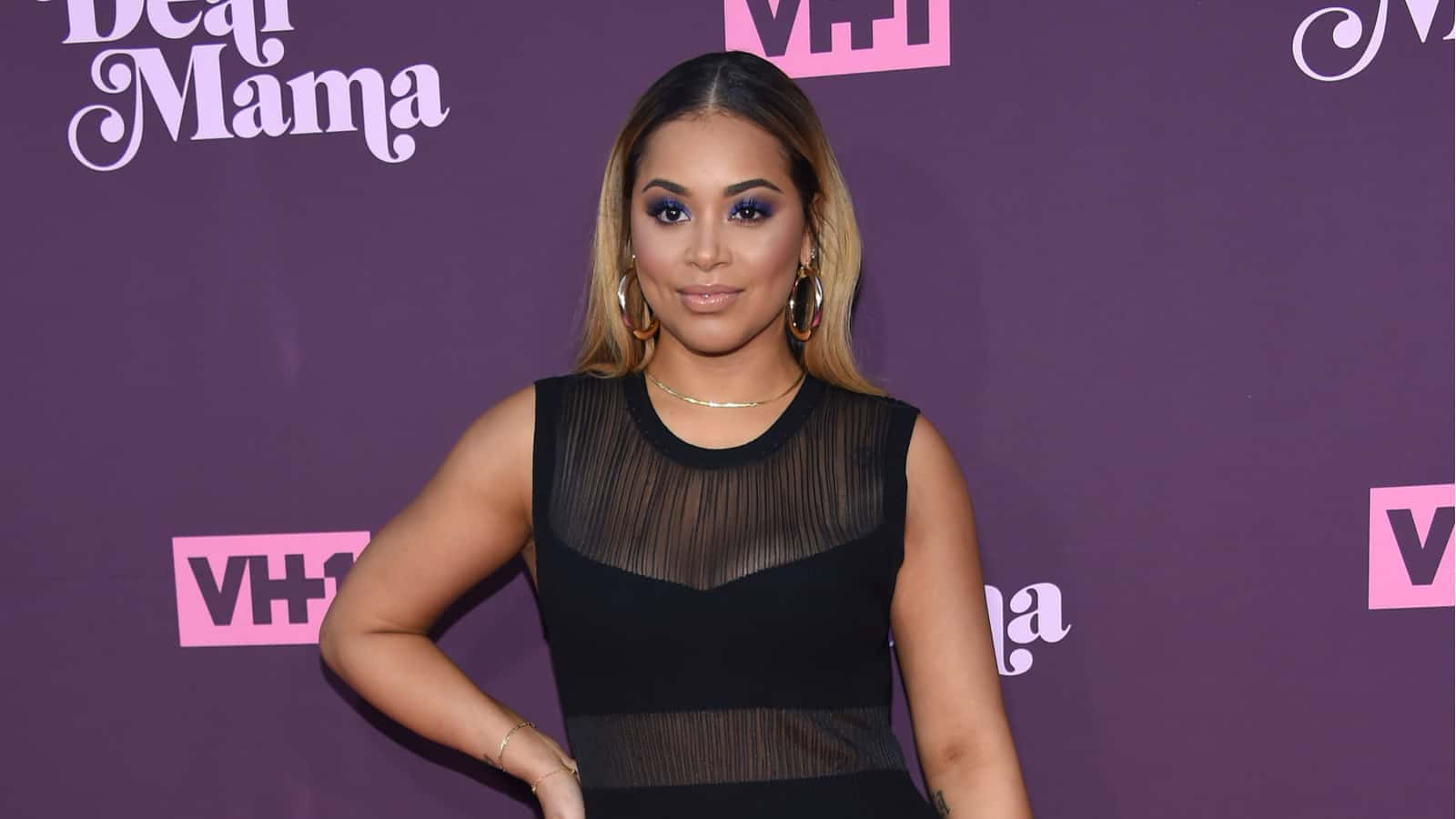 Lauren London Looking Stunning In A Stylish Outfit Wallpaper