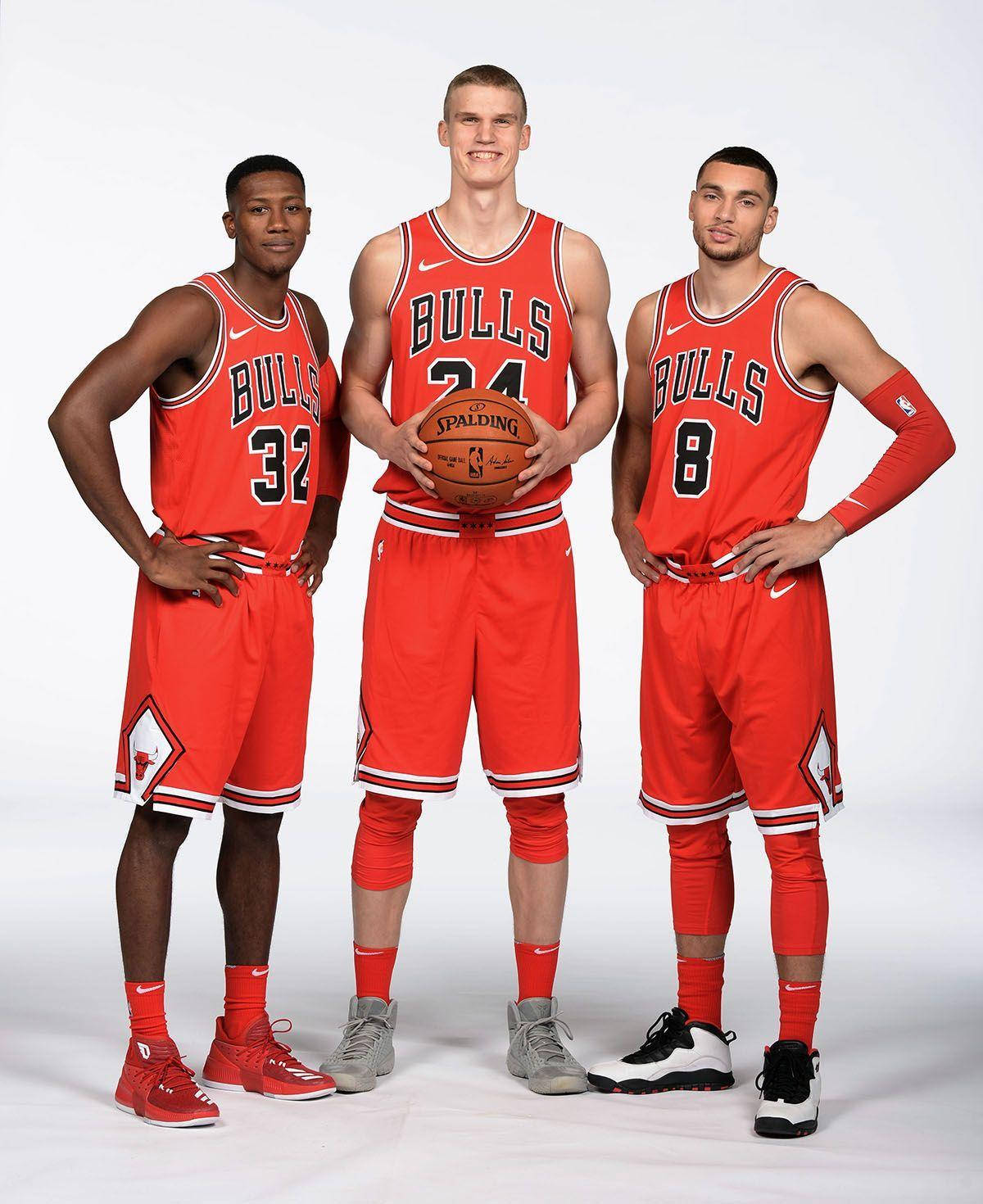 Lauri Markkanen ,zach Lavine And Kris Dunn Wallpaper