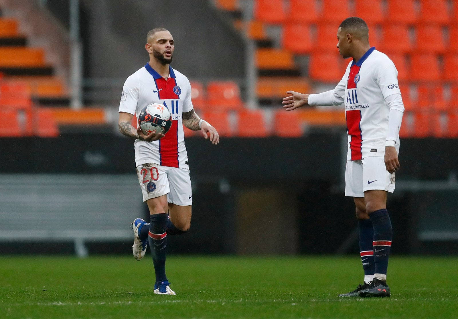 Layvin Kurzawa Training Uniform Wallpaper