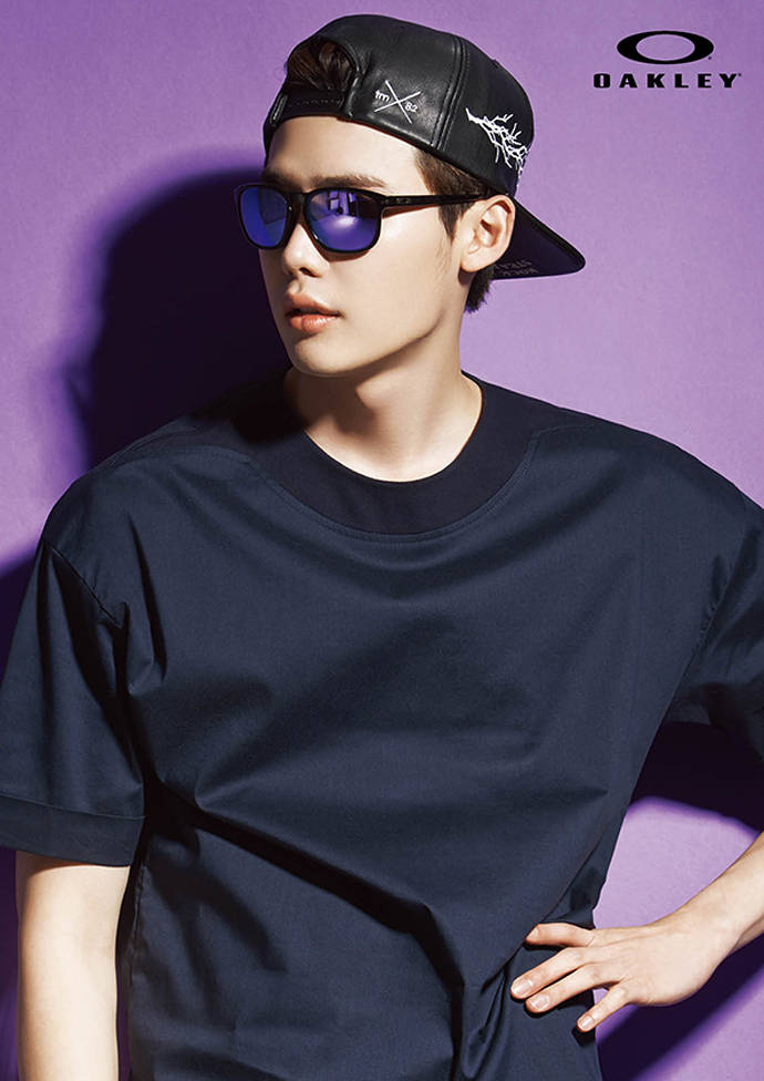 Lee Jong Suk Korea Oakley Sunglasses Wallpaper