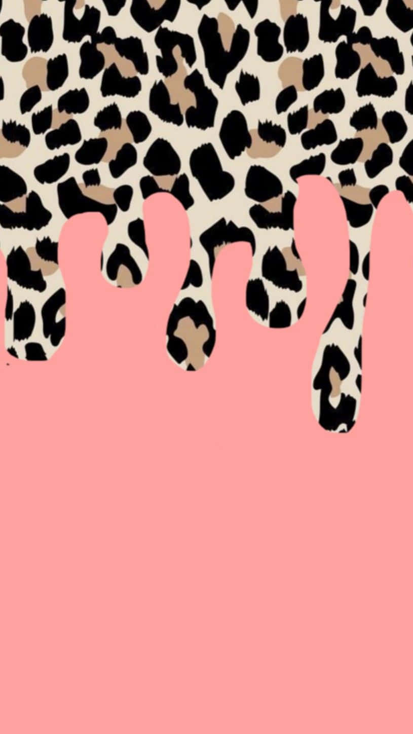 Leopard Print Wallpaper On Pink Background Wallpaper