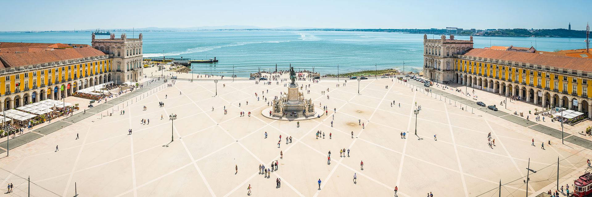 Lisbon Facing Ocean Wallpaper