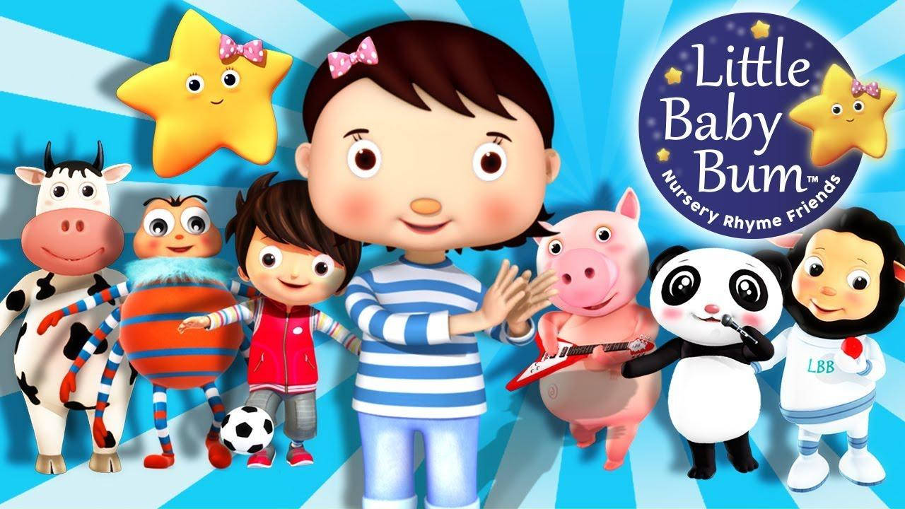 Little Baby Bum In Diagonal Lines Wallpaper