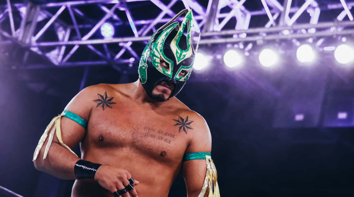 Luchadorin Green Mask Stage Lights Wallpaper