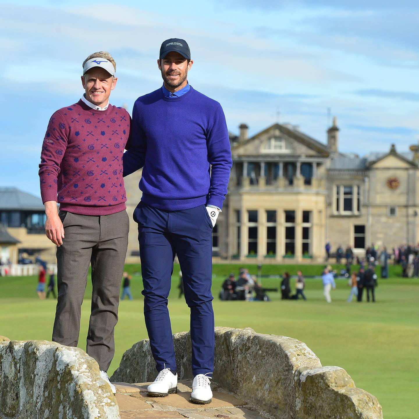 Luke Donald On Swilkan Bridge Wallpaper