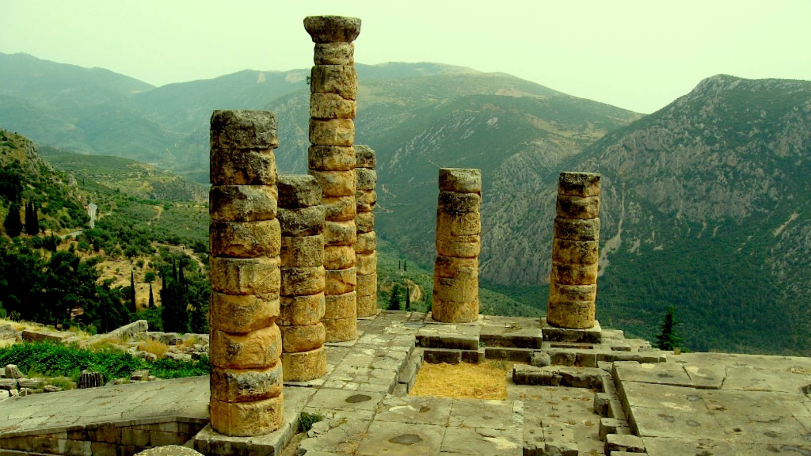 Magnificent View Of Delphi Archeological Site Wallpaper