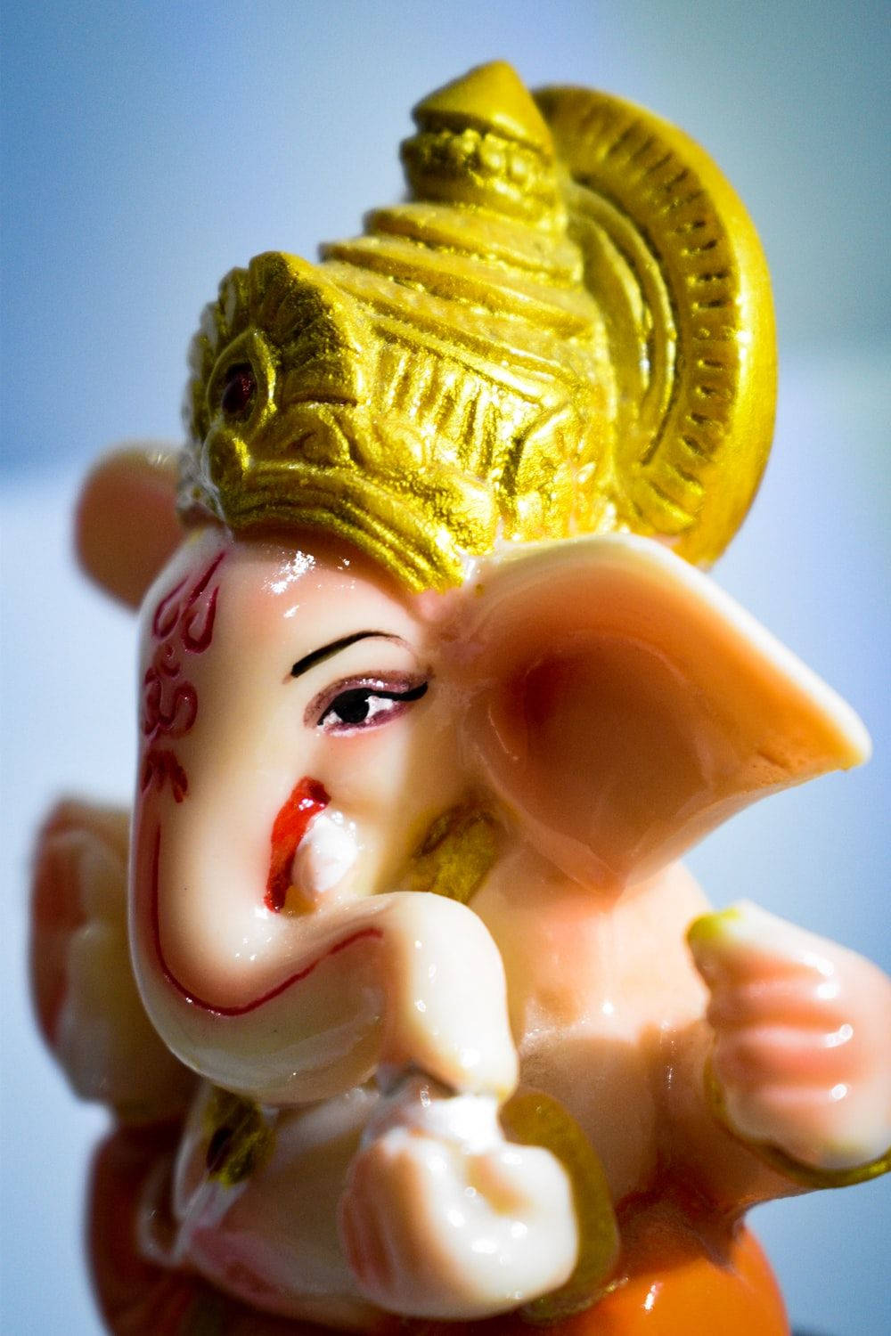 Majestic 3d Sculpture Of Lord Ganesh Wallpaper
