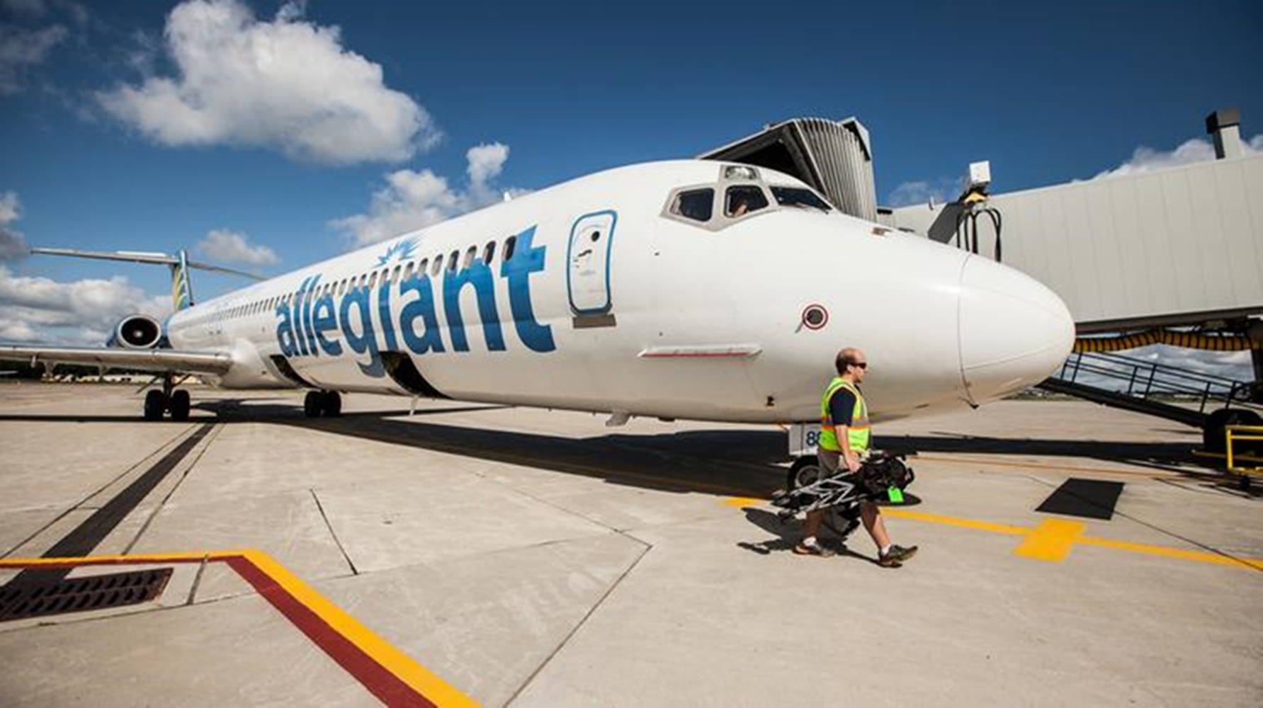 Man With A Trolley Allegiant Air Wallpaper