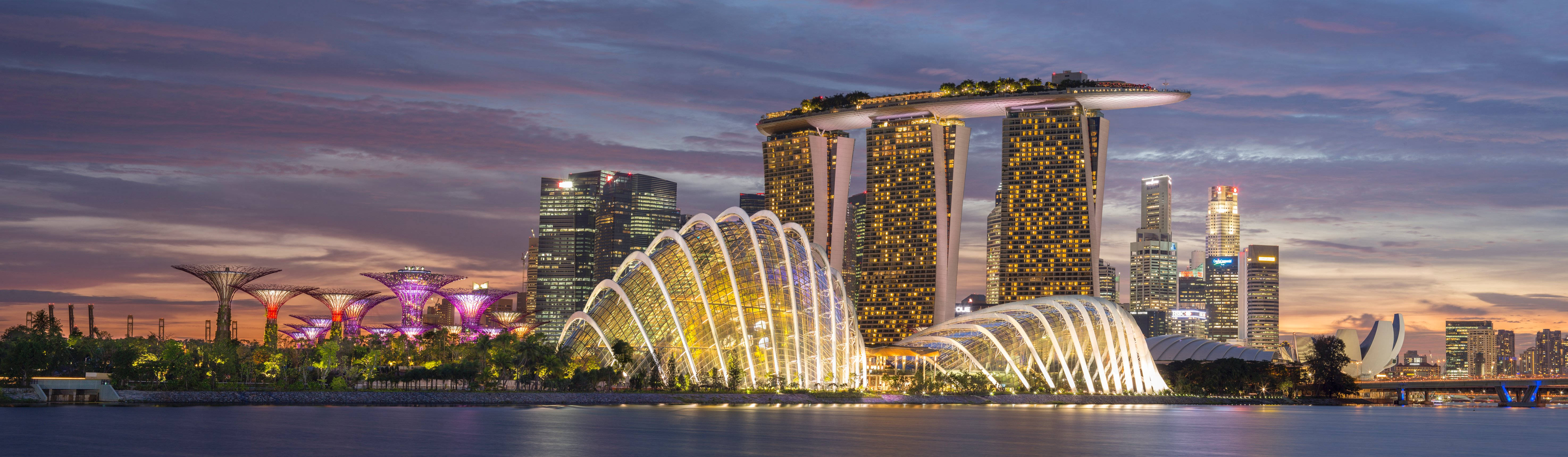 Marina Bay Sands Evening Panorama Wallpaper