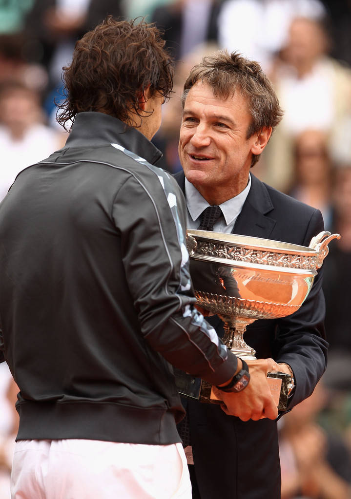 Mats Wilander Handing Rafael Nadal Trophy Wallpaper