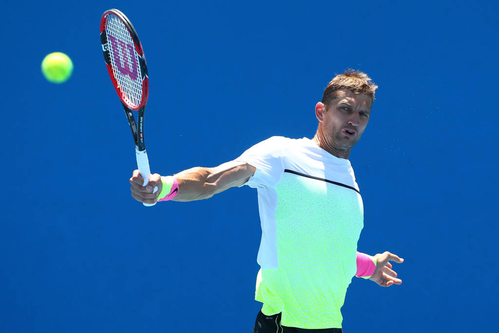 Max Mirnyi In Action Wallpaper