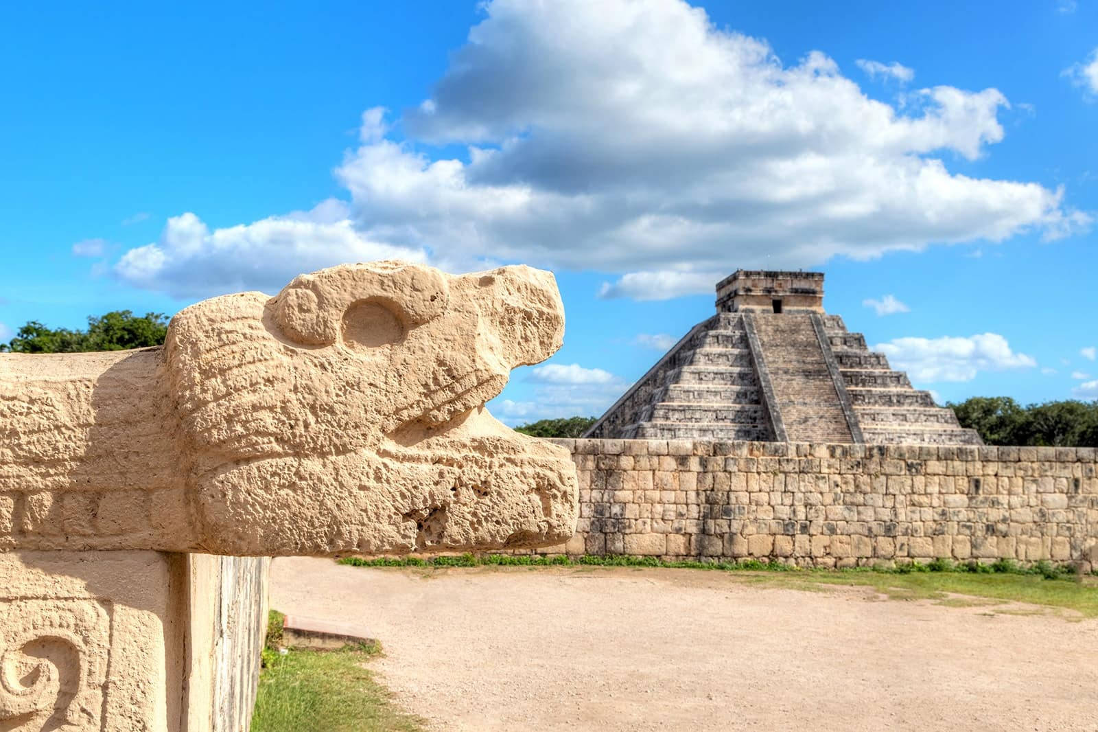 Maya-snake Head Chichen Itza Wallpaper