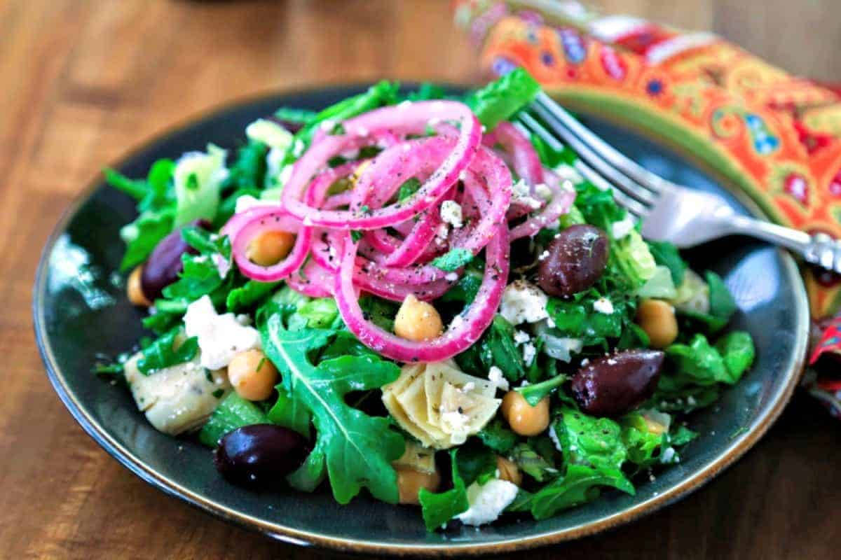 Mediterranean Arugula Salad With Red Onions Wallpaper