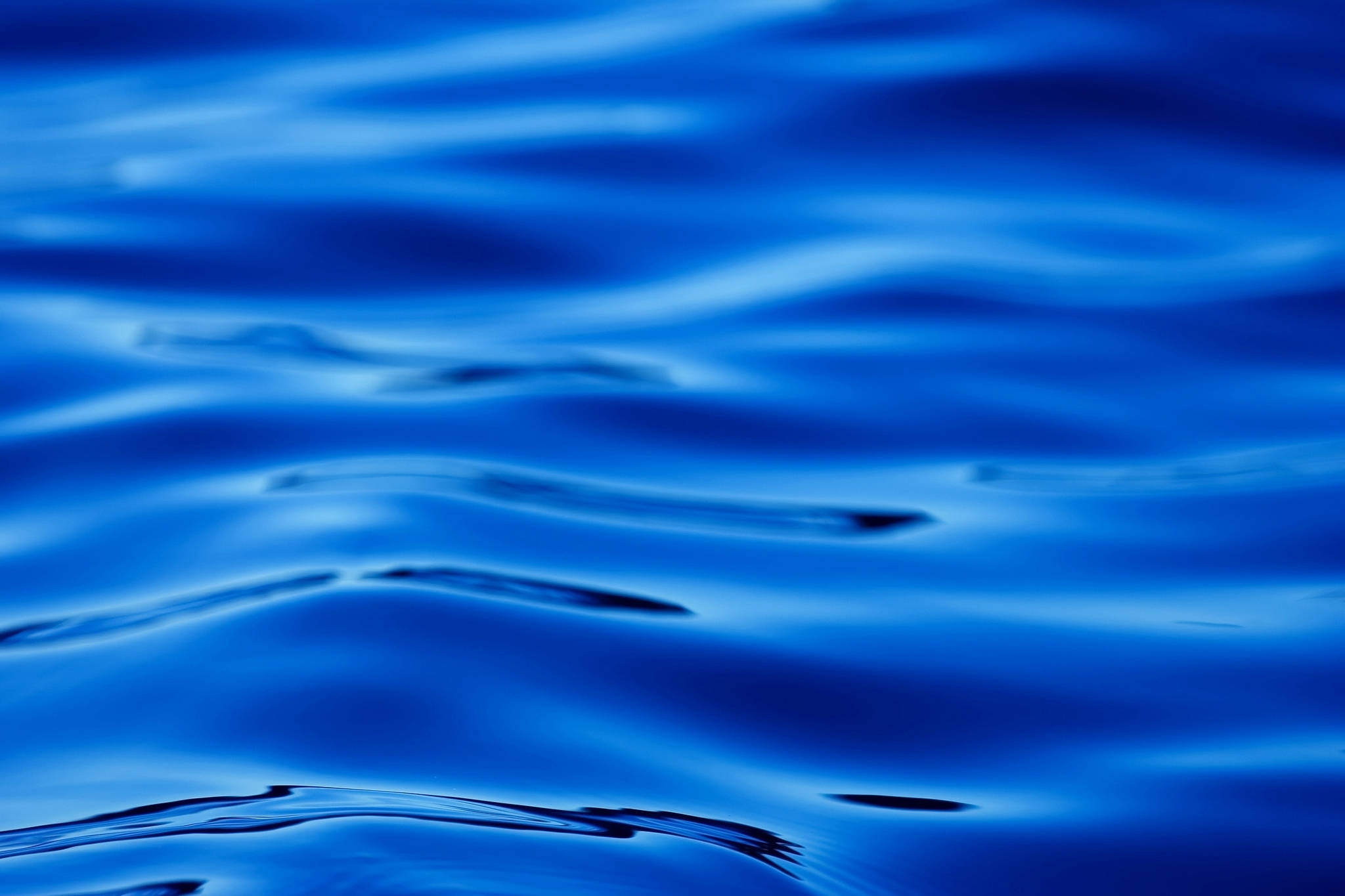 Mesmerizing 3d Depiction Of Cool, Calm Water Wallpaper