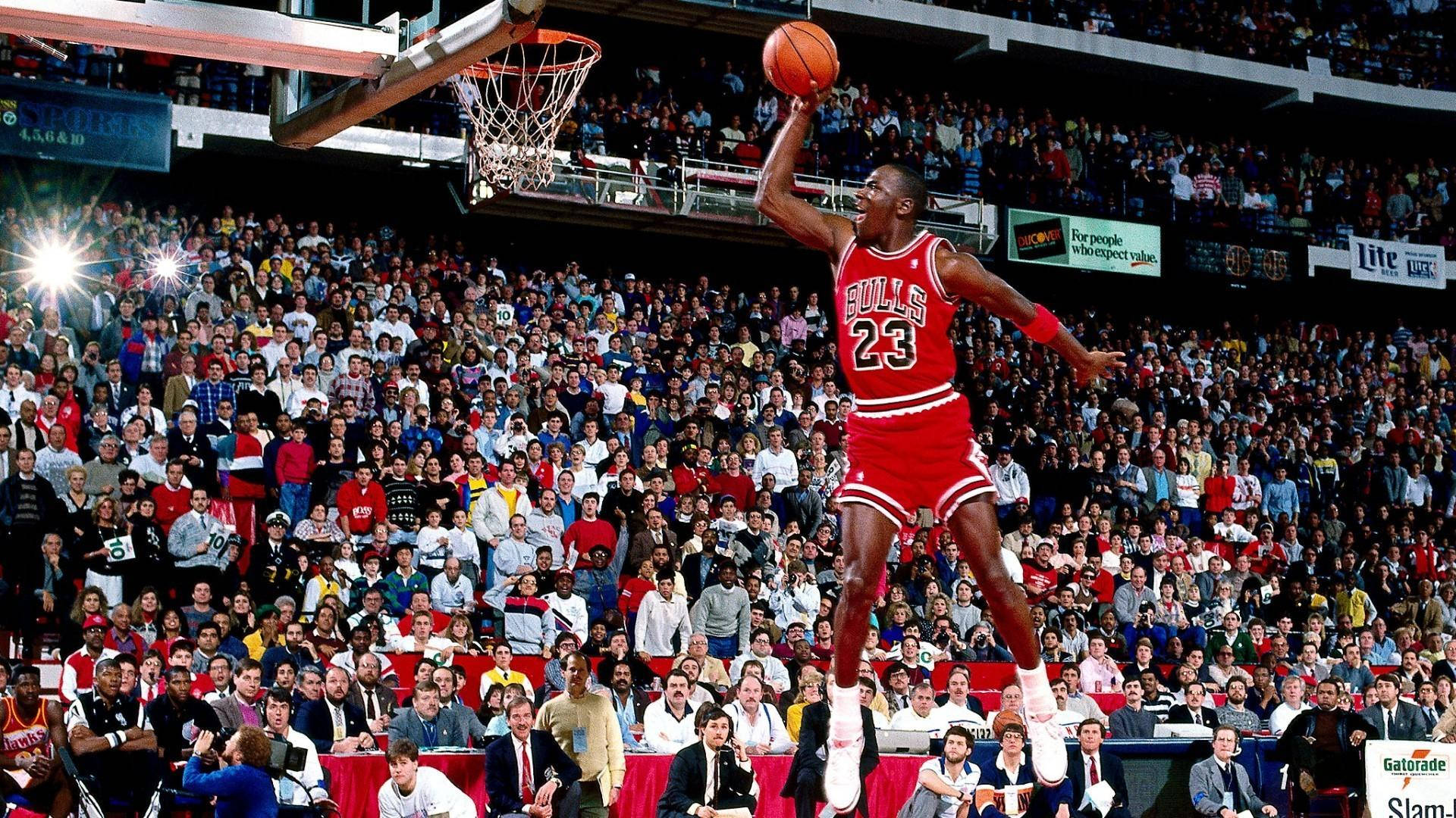 Download free Michael Jordan Hd Perform His Leap Wallpaper MrWallpaper