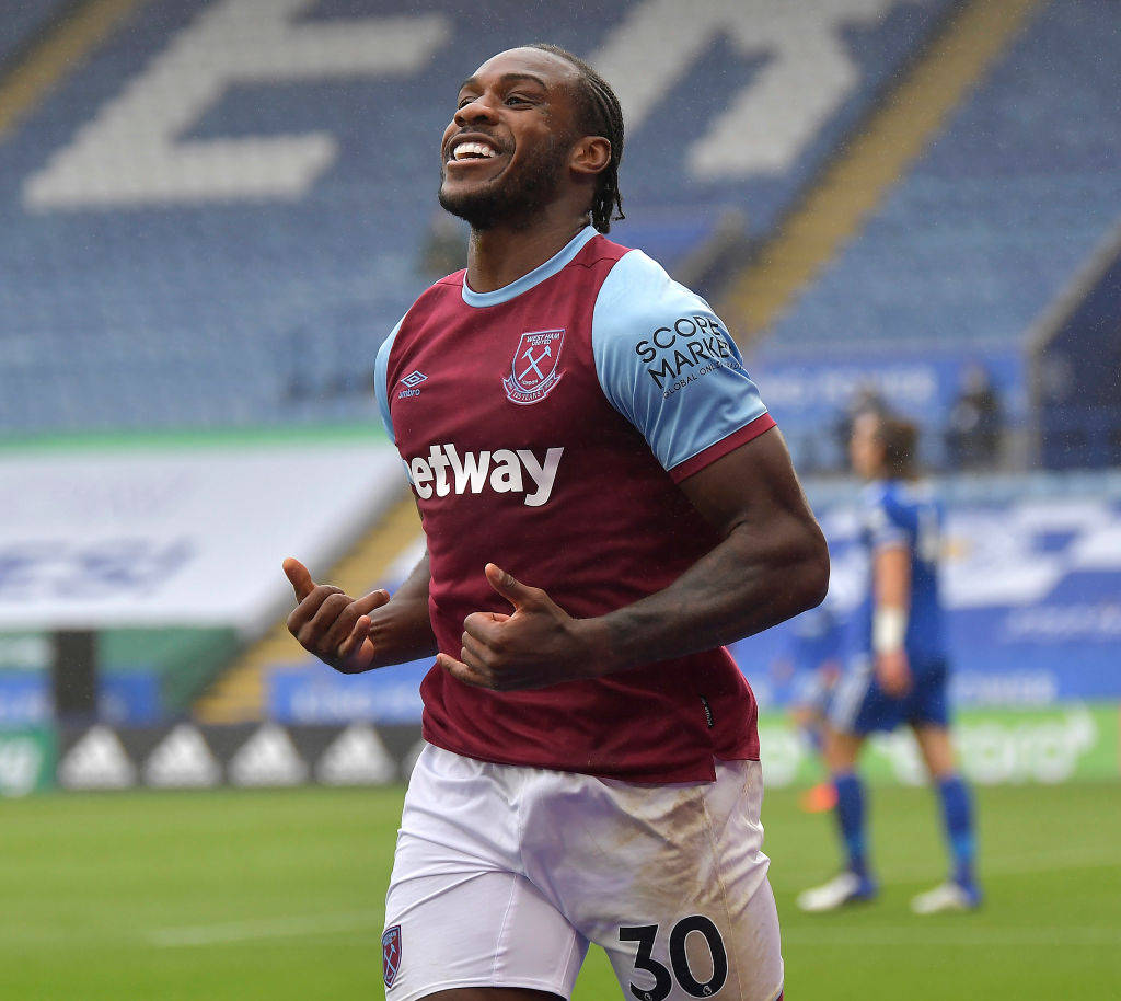 Michail Antonio Alone In The Field Wallpaper