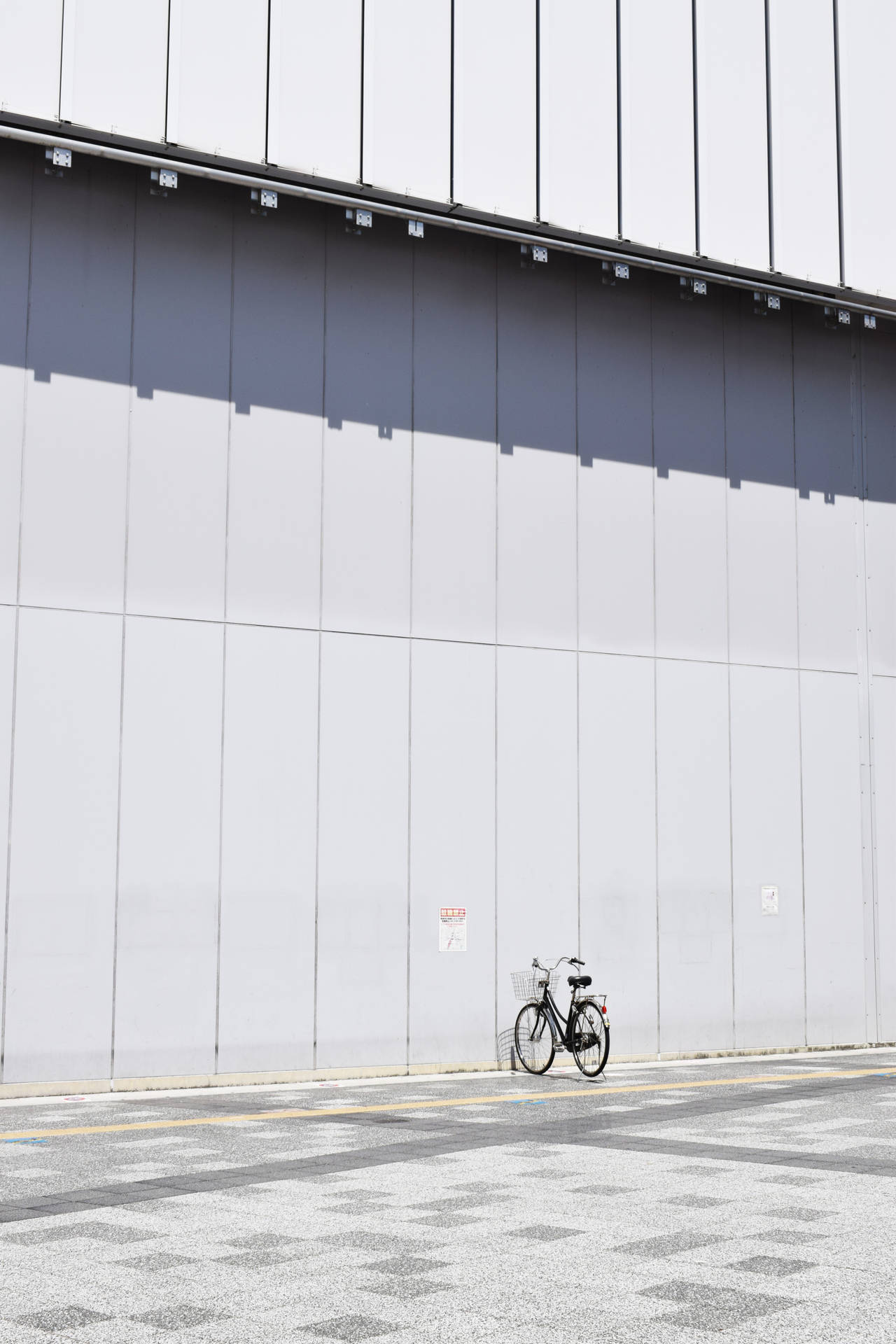 Minimalist Bicycle Wall Wallpaper