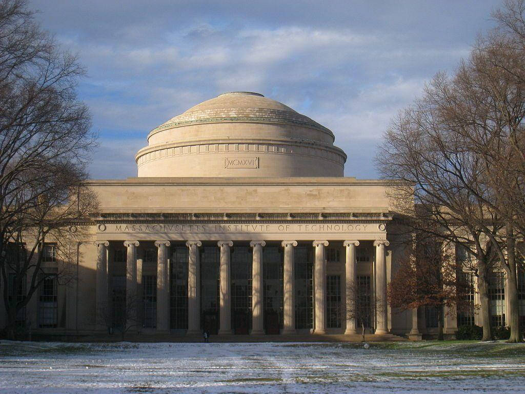 Mit Great Dome During Fall Wallpaper