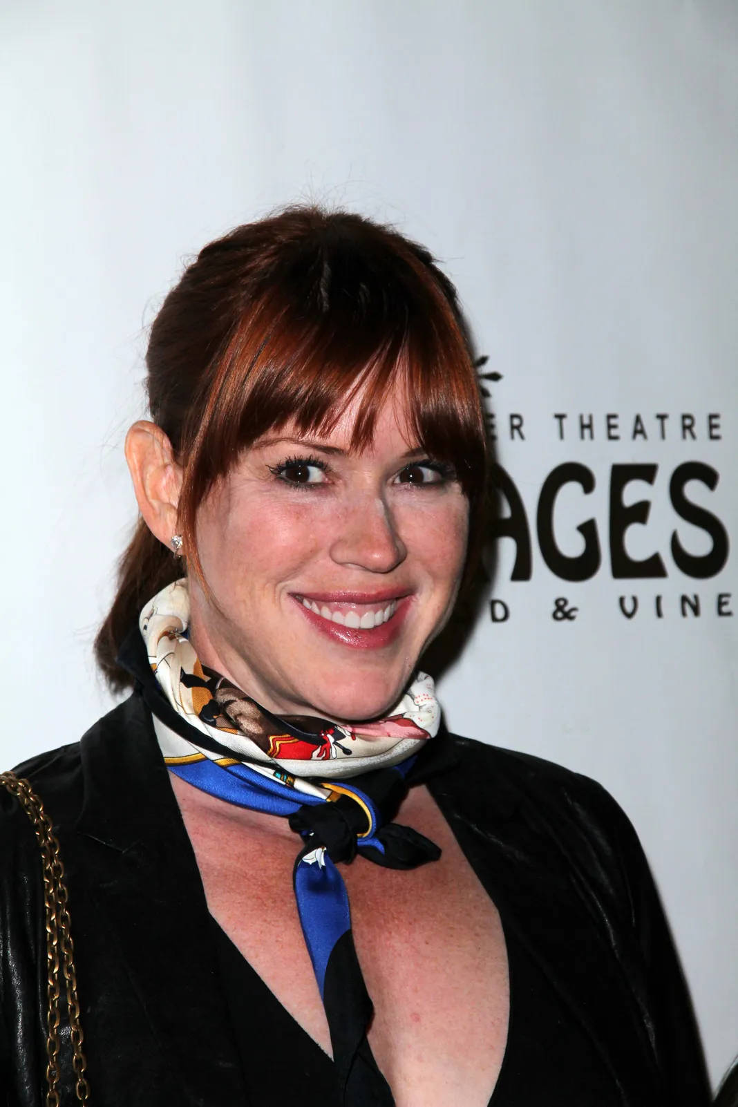 Molly Ringwald Scarf On Neck Wallpaper
