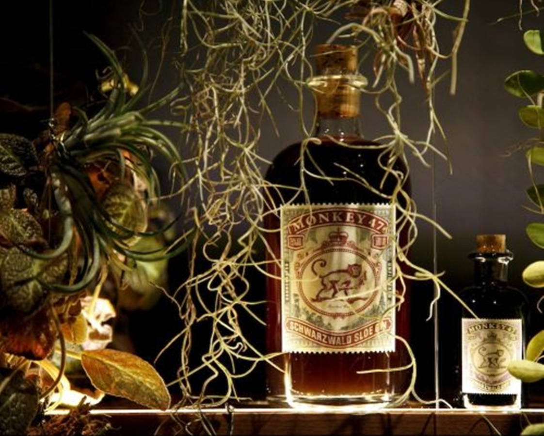 Monkey 47 Gin Schwarzwald Dry Luxury Liquor Wallpaper