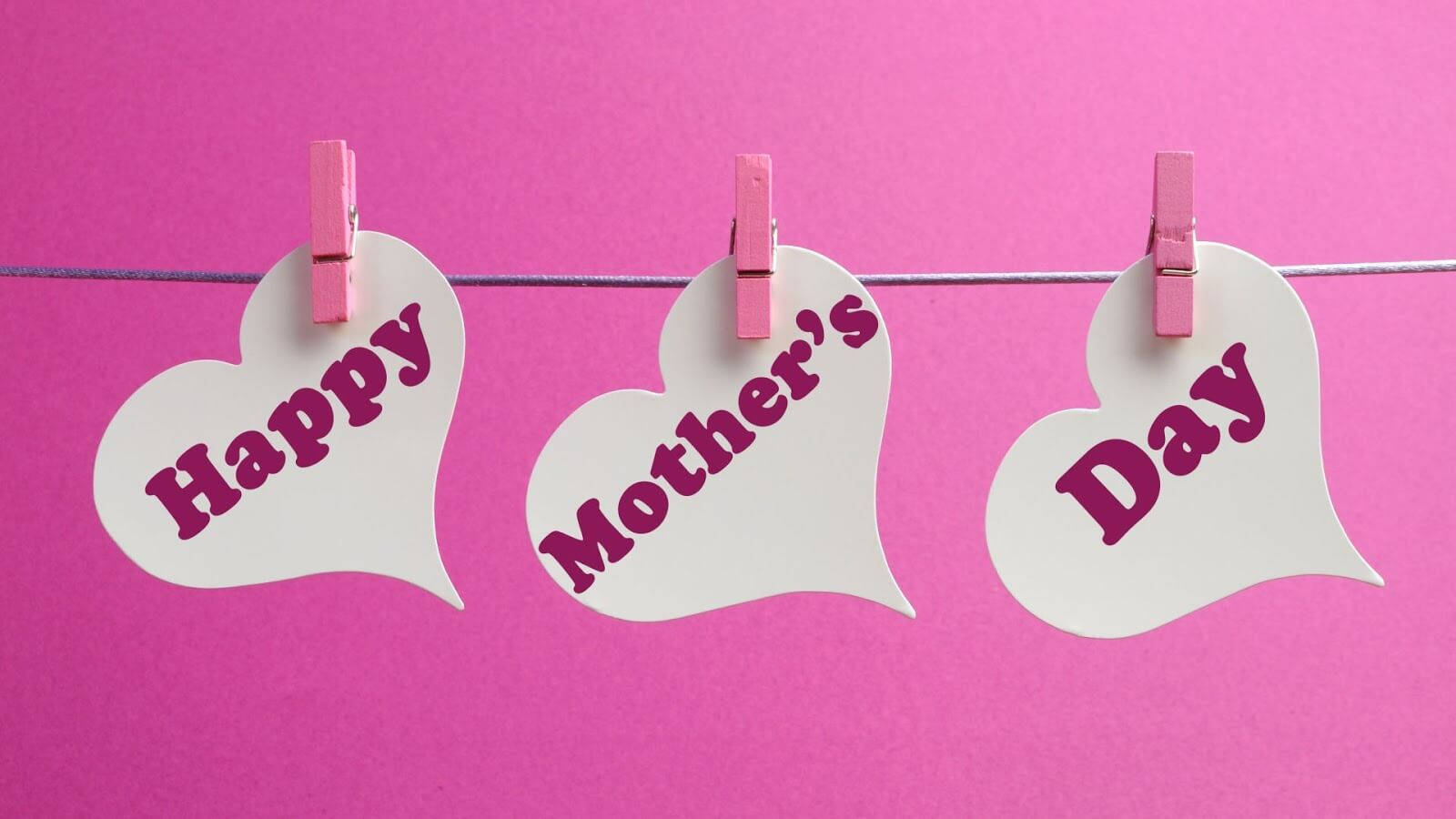 Mother's Day Heart Buntings Wallpaper