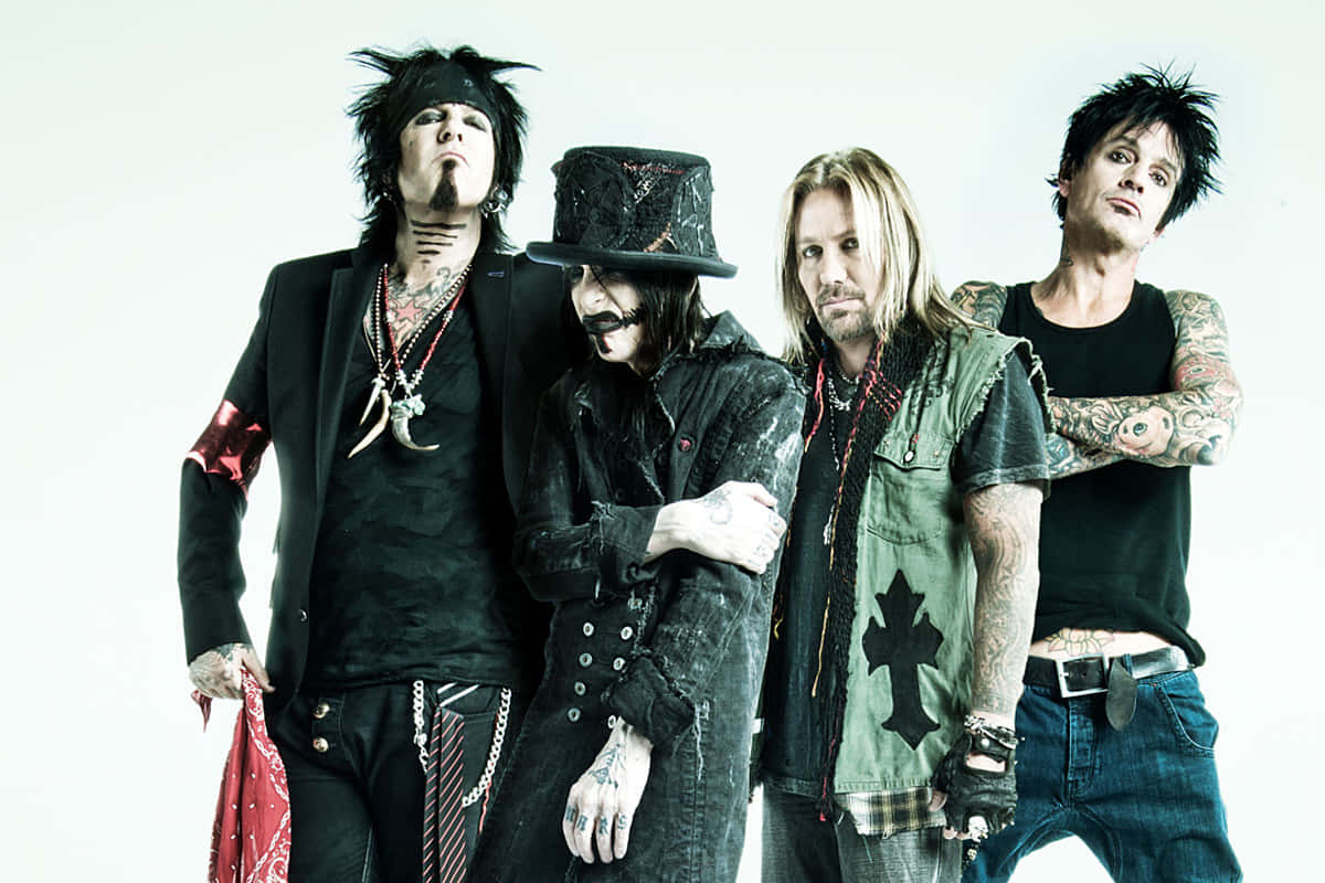 Motley Crue On Stage Wallpaper