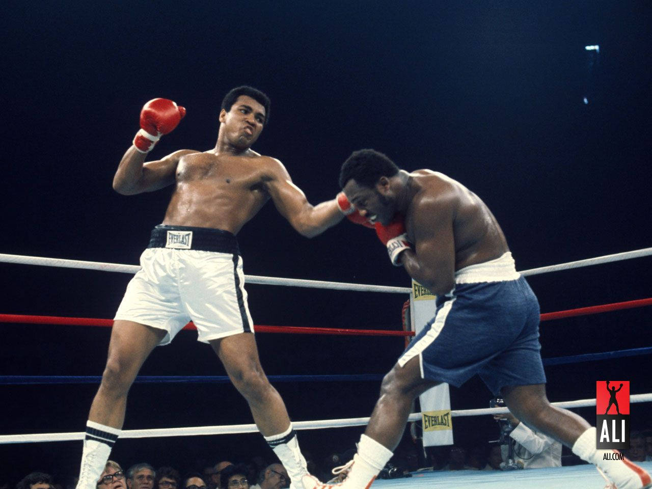 Muhammad Ali Strong Punch Wallpaper